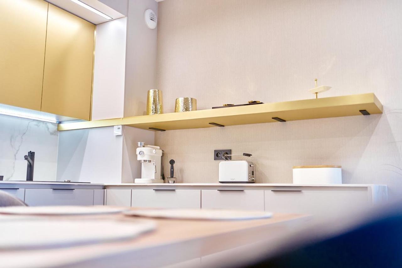 Laguna Ogrody Pieniawskie 33 Emerald Vip-Z Balkonem Polanica-Zdrój Exteriör bild
