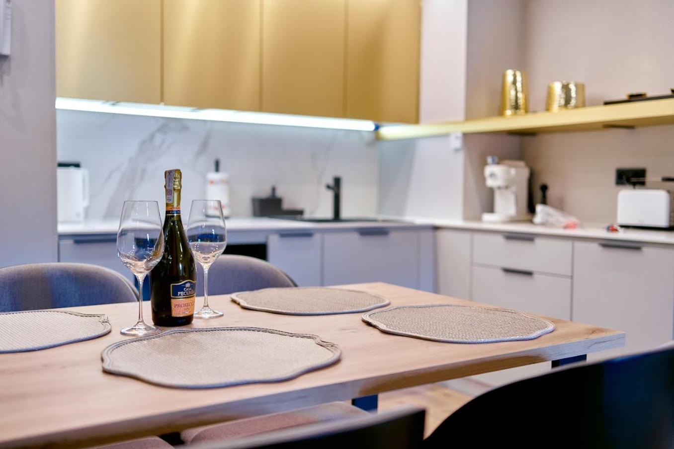 Laguna Ogrody Pieniawskie 33 Emerald Vip-Z Balkonem Polanica-Zdrój Exteriör bild